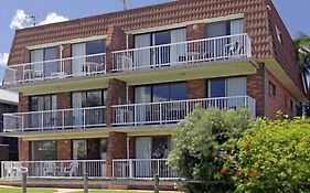 Main Beach Apartments